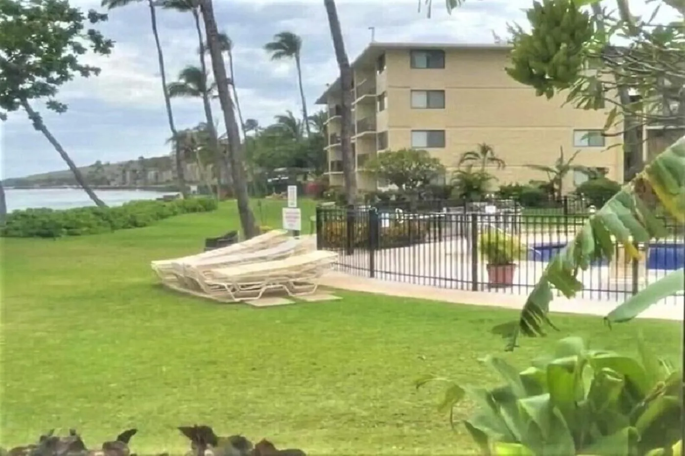 Kanai A Nalu 117 Has Rare Double Sized Lanai, Central Air, 3 Tv'S, Sleep #S Adjustable King, Children'S Stroller, Crib, Pac-N-Play, Games, Washer, Dryer, Boogie Boards, Snorkel Gear, Sand Chairs, Steps To Sugar Beach Wailuku United States